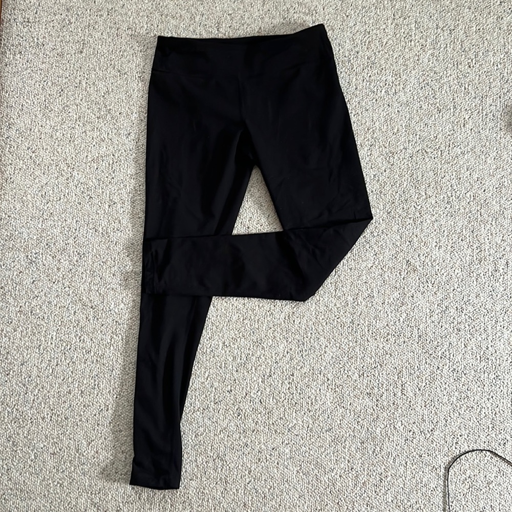 Black leggings